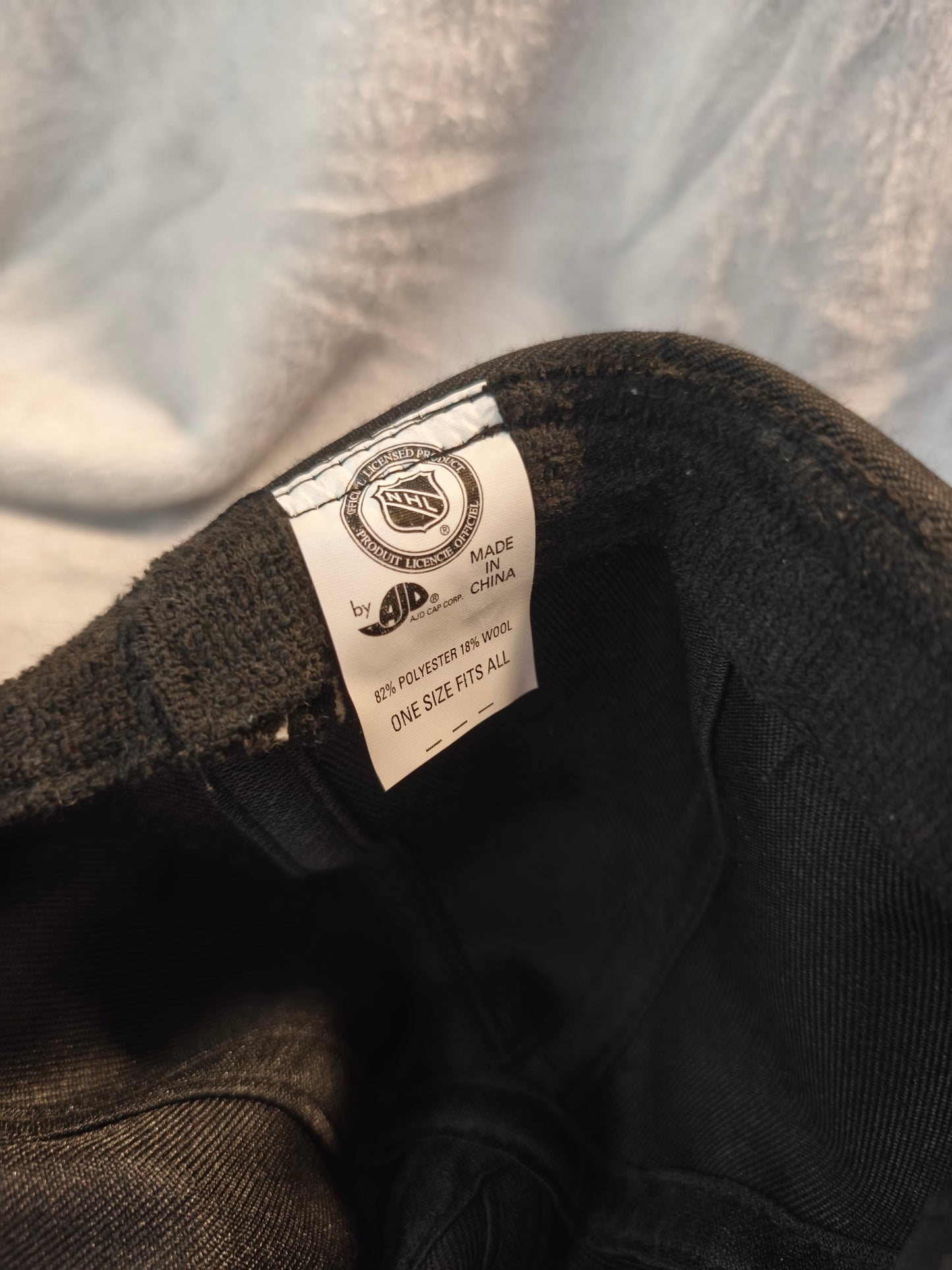 San Jose Sharks Beanie 🦈 NHL Vintage Logo schwarz