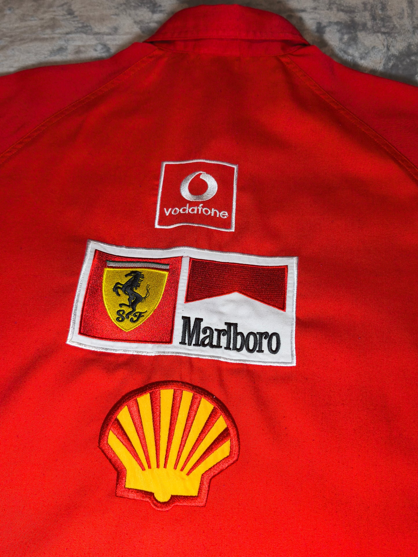 🔥 Vintage 1996 Ferrari F1 Team Hemd – Official Licensed – Gr. L