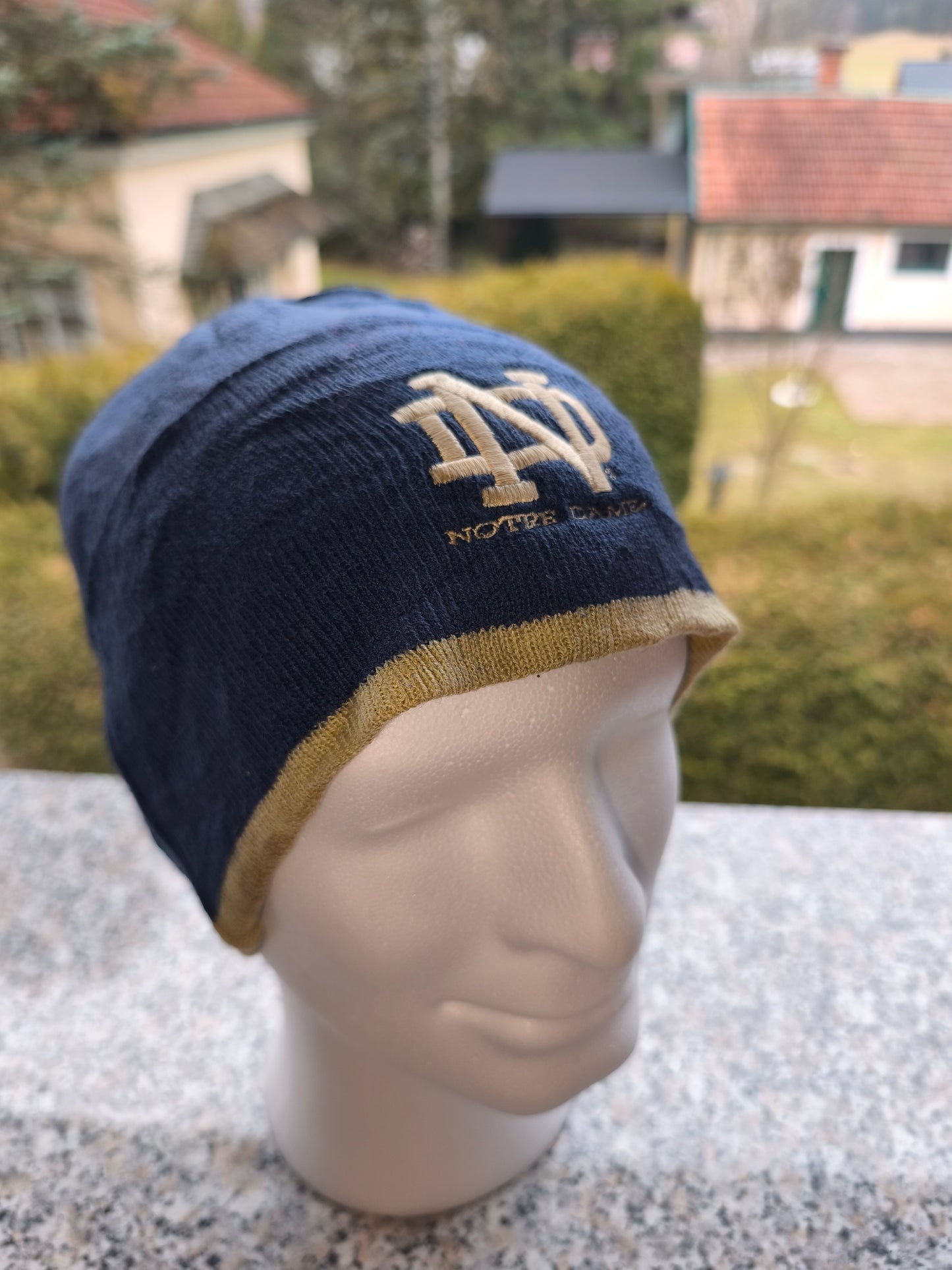 Original Adidas Notre Dame Beanie – Navy/Gold – College Winterhaube