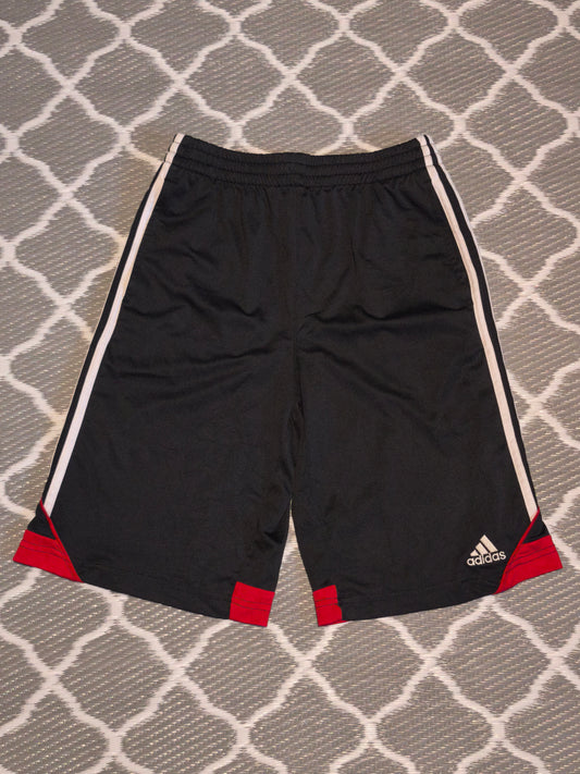 Adidas Sportshorts / Basketballshorts – Größe L (14–16 Jahre)