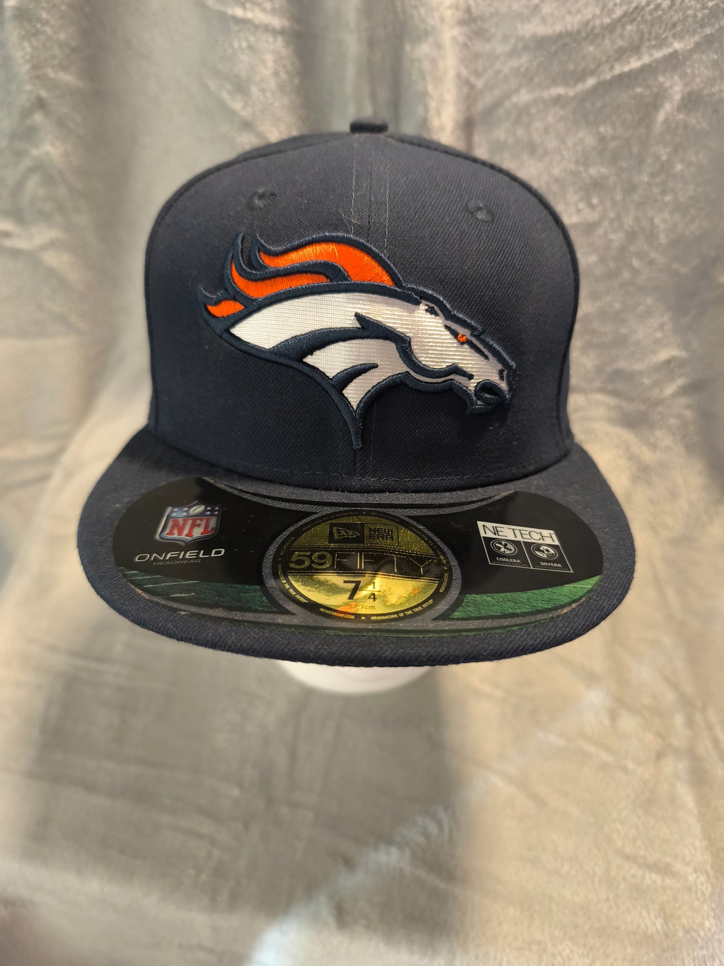 New Era 59FIFTY Denver Broncos Cap – Schwarz – Größe 7 1/4 – NFL