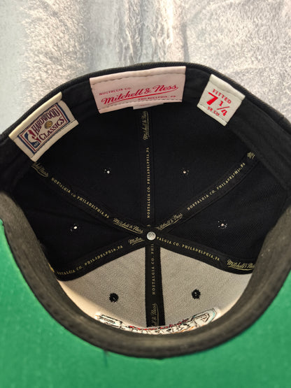 Mitchell & Ness Vancouver Grizzlies Cap – NBA – Größe 7 1/4 – Fitted