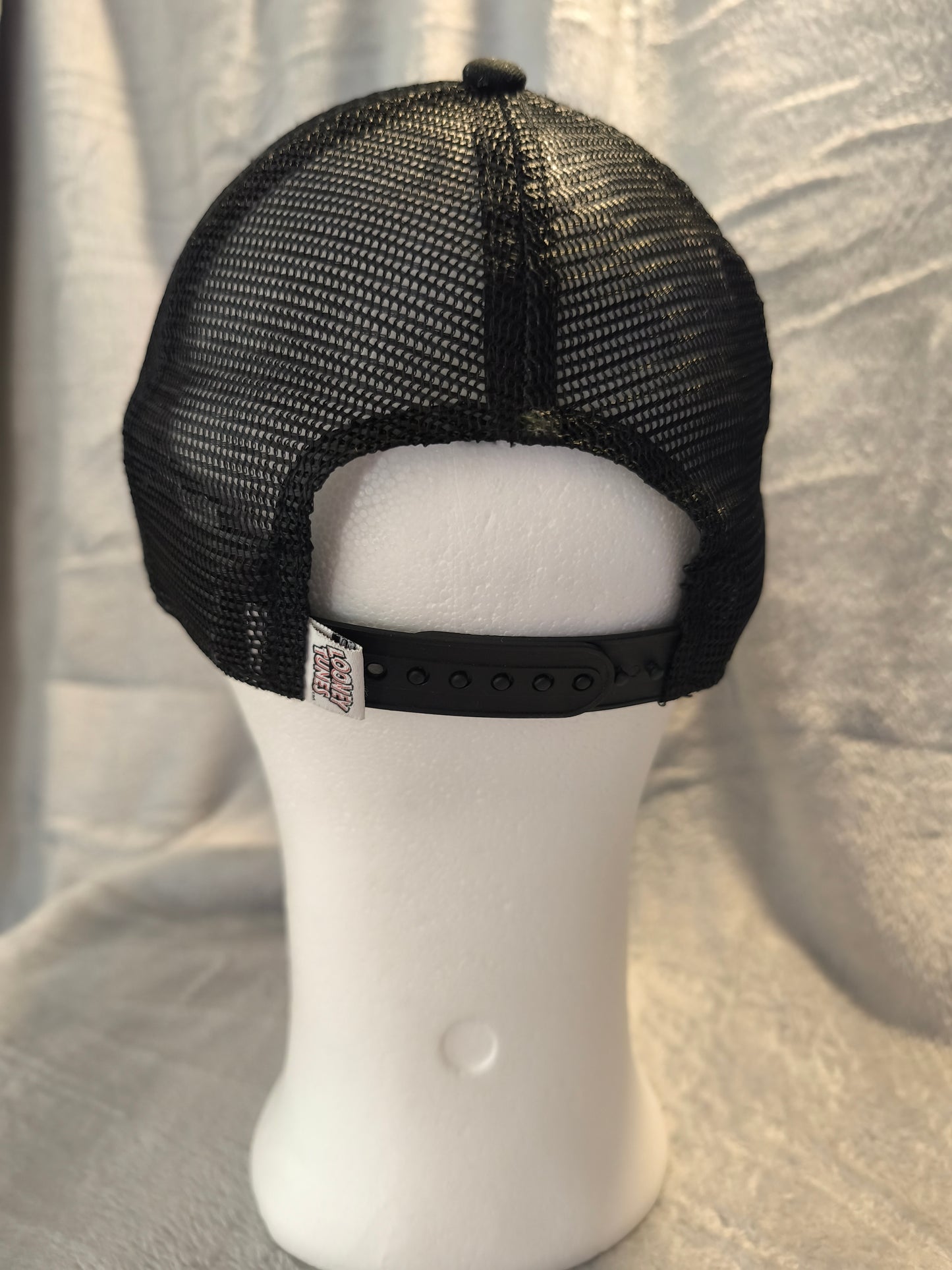 New Era Looney Tunes Trucker Cap – Schwarz – One Size