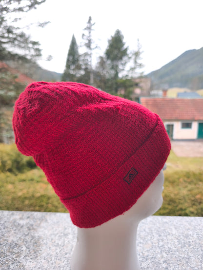Adidas Beanie Strickmütze Rot – Clean Retro Sportswear